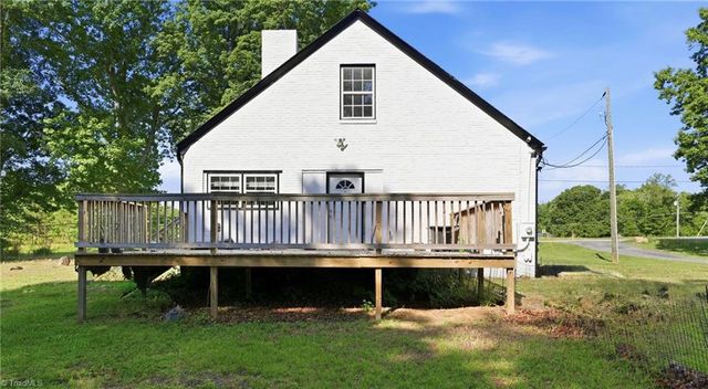 3221 Settle Bridge Road, Stoneville, NC 27048