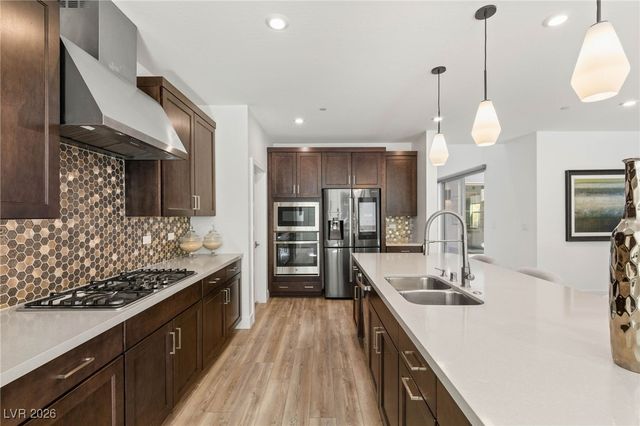 1989 Regal Bluff Drive, Henderson, NV 89052