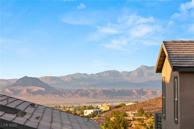 1989 Regal Bluff Drive, Henderson, NV 89052