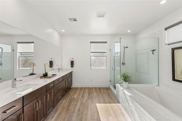 1989 Regal Bluff Drive, Henderson, NV 89052