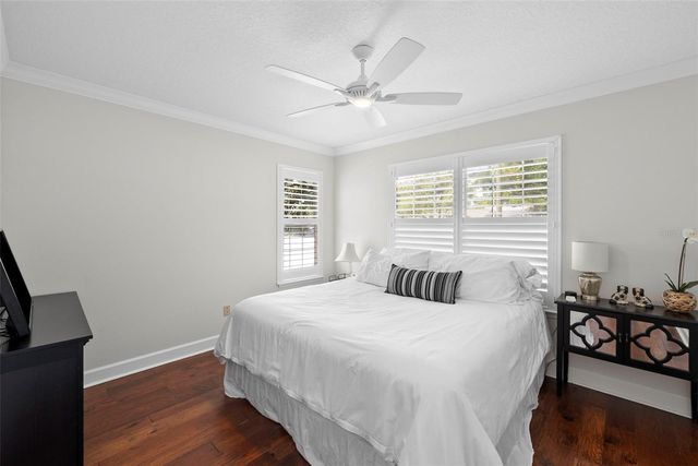 4002 W KENSINGTON AVENUE, Tampa, FL 33629