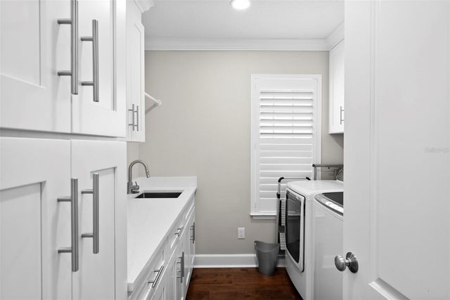 4002 W KENSINGTON AVENUE, Tampa, FL 33629