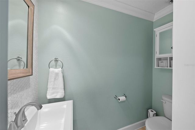 4002 W KENSINGTON AVENUE, Tampa, FL 33629