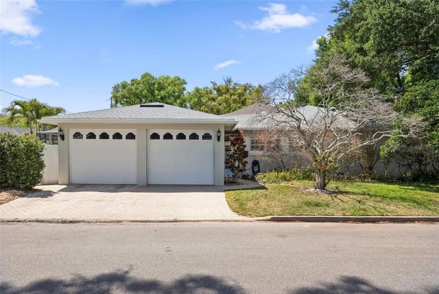 4002 W KENSINGTON AVENUE, Tampa, FL 33629