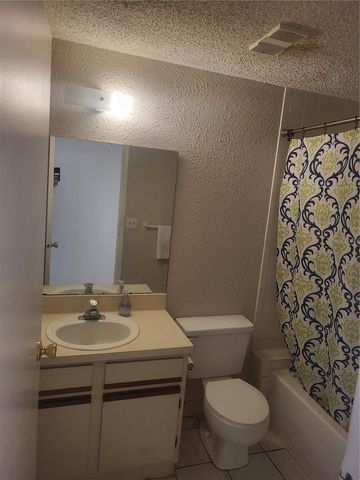 140 HUNTER LAKE DRIVE F, Oldsmar, FL 34677
