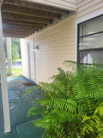 140 HUNTER LAKE DRIVE F, Oldsmar, FL 34677