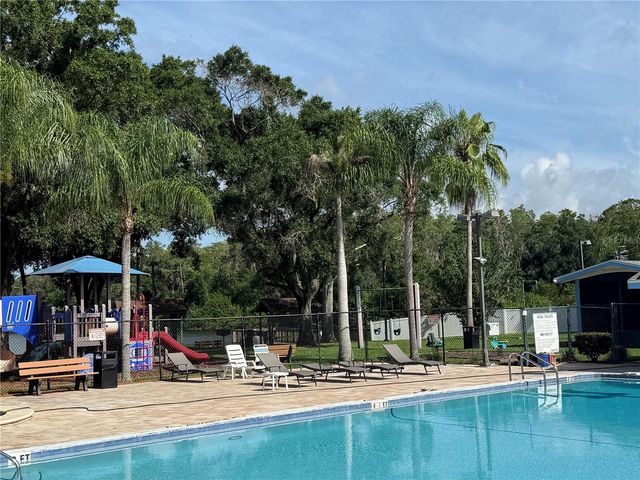140 HUNTER LAKE DRIVE F, Oldsmar, FL 34677
