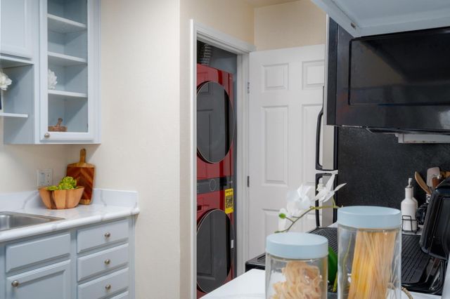 880 E Fremont Avenue 203, Sunnyvale, CA 94087