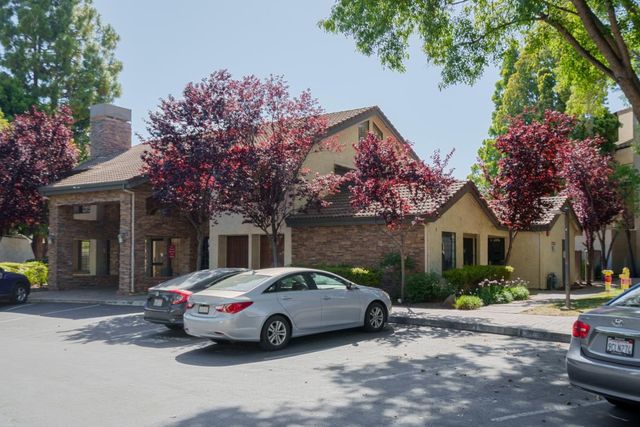 880 E Fremont Avenue 203, Sunnyvale, CA 94087