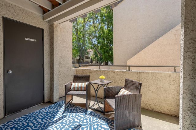 880 E Fremont Avenue 203, Sunnyvale, CA 94087