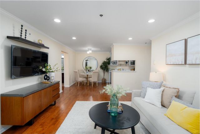 880 E Fremont Avenue 203, Sunnyvale, CA 94087