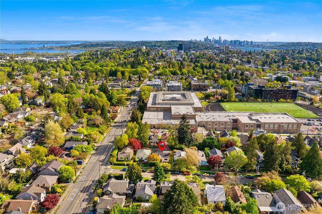 1273 NE 69th Street, Seattle, WA 98115