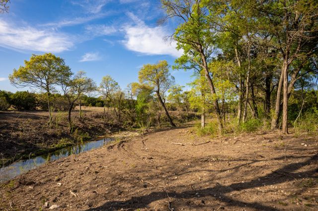 6234 S Fm 1174, Bertram, TX 78605