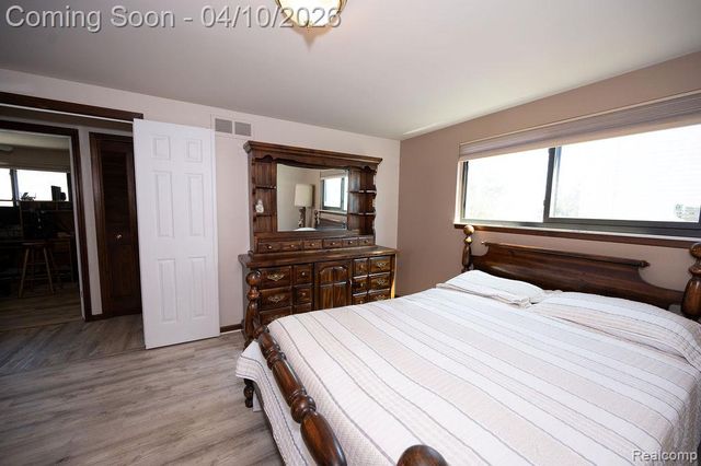 14284 Balmoral Street, Riverview, MI 48193