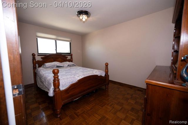 14284 Balmoral Street, Riverview, MI 48193