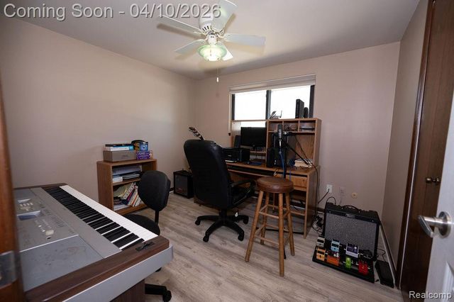 14284 Balmoral Street, Riverview, MI 48193