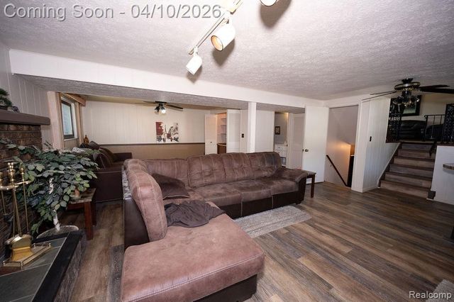 14284 Balmoral Street, Riverview, MI 48193