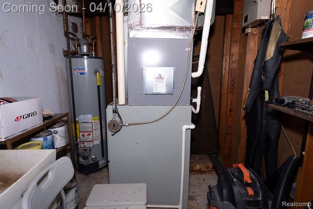 14284 Balmoral Street, Riverview, MI 48193