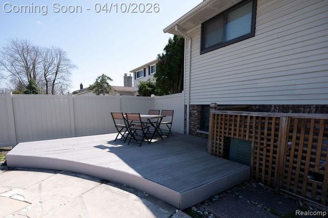 14284 Balmoral Street, Riverview, MI 48193