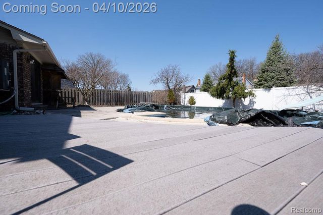 14284 Balmoral Street, Riverview, MI 48193