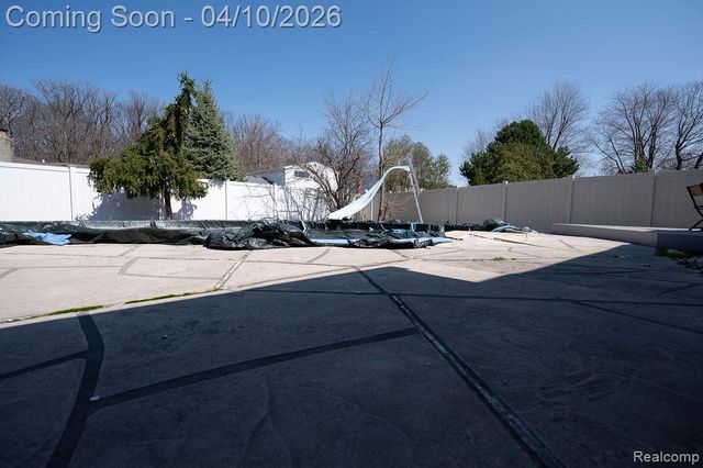 14284 Balmoral Street, Riverview, MI 48193