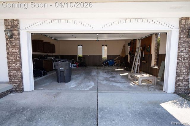 14284 Balmoral Street, Riverview, MI 48193