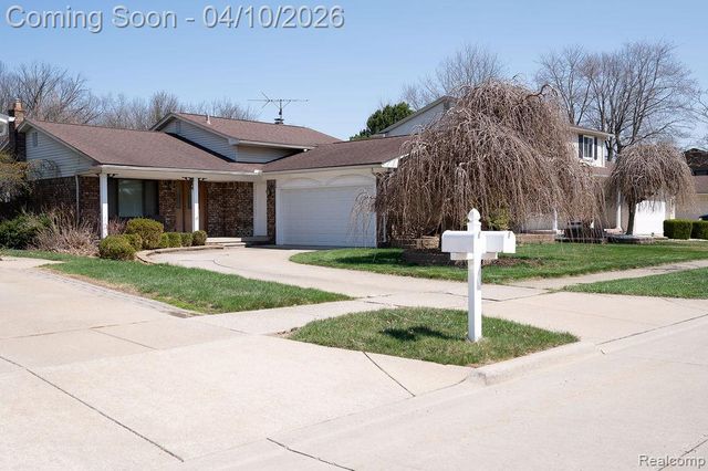 14284 Balmoral Street, Riverview, MI 48193