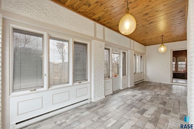 1315 S Main Ave Avenue, Sioux Falls, SD 57105