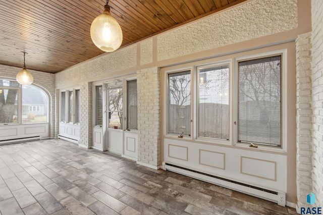 1315 S Main Ave Avenue, Sioux Falls, SD 57105