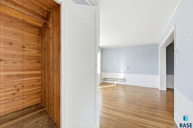 1315 S Main Ave Avenue, Sioux Falls, SD 57105