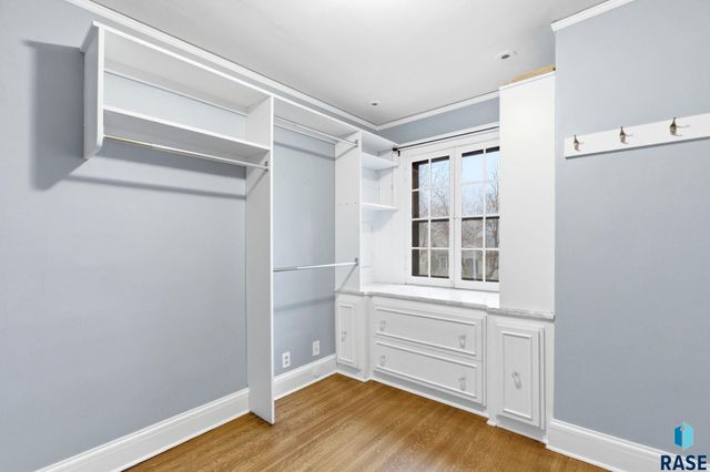 1315 S Main Ave Avenue, Sioux Falls, SD 57105