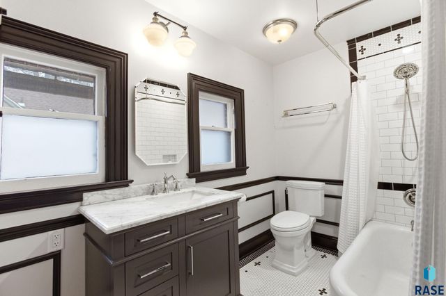 1315 S Main Ave Avenue, Sioux Falls, SD 57105