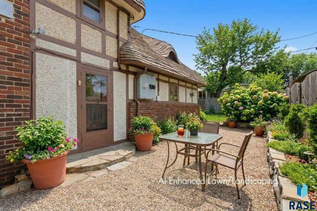 1315 S Main Ave Avenue, Sioux Falls, SD 57105