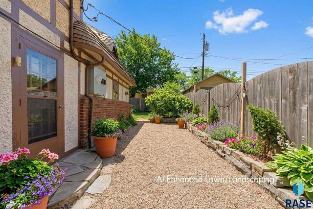 1315 S Main Ave Avenue, Sioux Falls, SD 57105