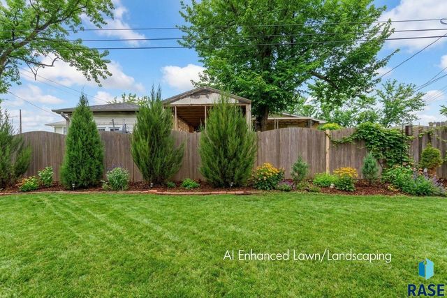 1315 S Main Ave Avenue, Sioux Falls, SD 57105