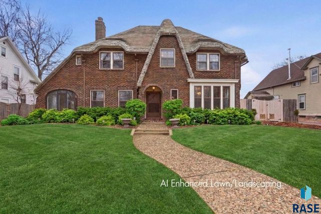 1315 S Main Ave Avenue, Sioux Falls, SD 57105