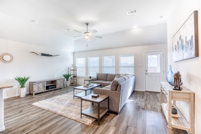 8908 Flying Eagle Lane, Fort Worth, TX 76131