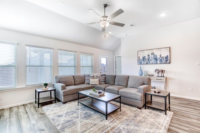 8908 Flying Eagle Lane, Fort Worth, TX 76131