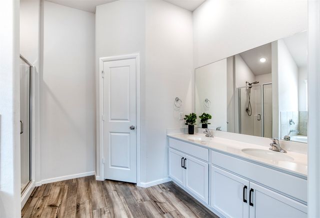 8908 Flying Eagle Lane, Fort Worth, TX 76131