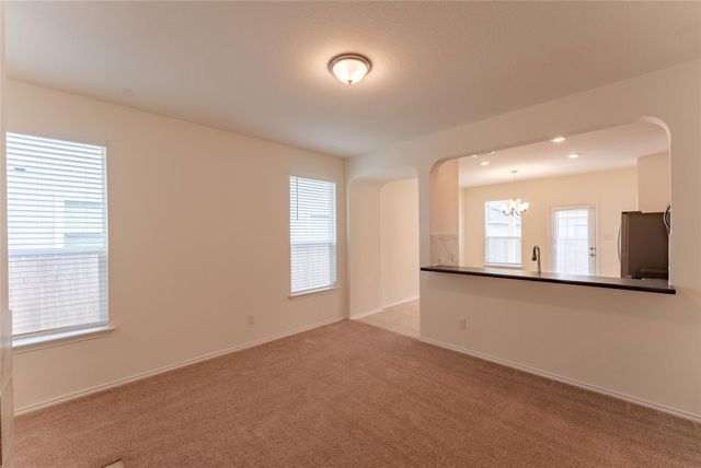 424 Lt Rusty DR, Jarrell, TX 76537