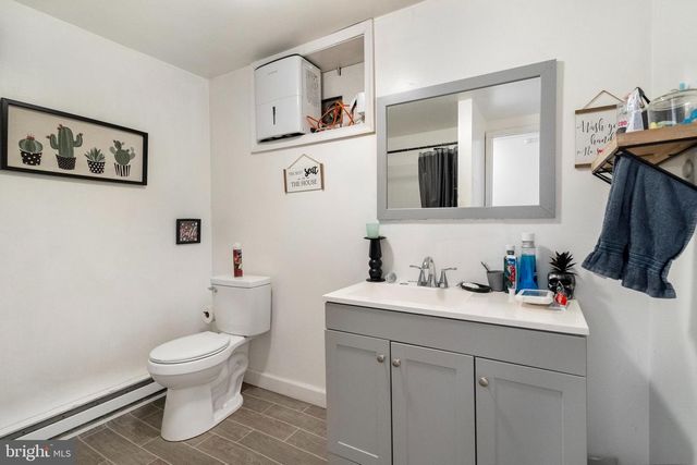 1499 VALLEY RD, Berkeley Springs, WV 25411