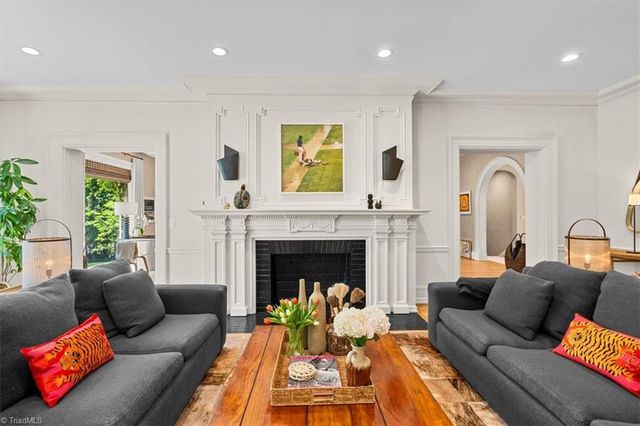 206 Sunset Drive, Greensboro, NC 27408