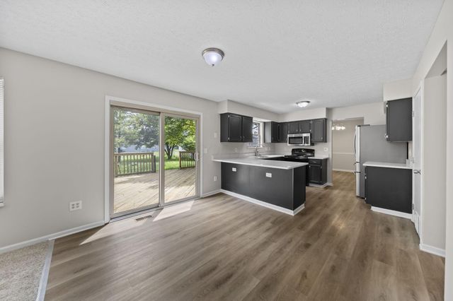 381 Hearthstone Drive, Delaware, OH 43015