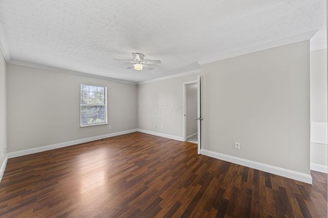 381 Hearthstone Drive, Delaware, OH 43015