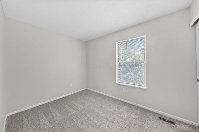 381 Hearthstone Drive, Delaware, OH 43015