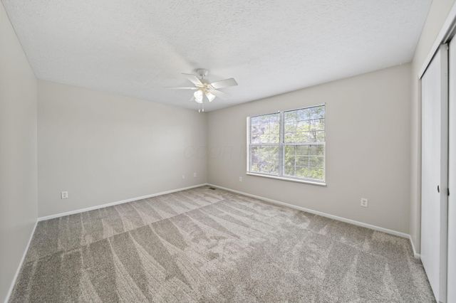 381 Hearthstone Drive, Delaware, OH 43015