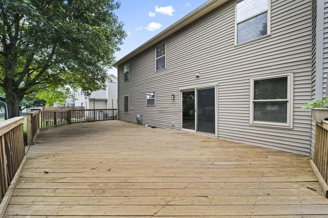 381 Hearthstone Drive, Delaware, OH 43015