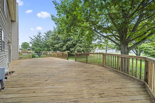 381 Hearthstone Drive, Delaware, OH 43015