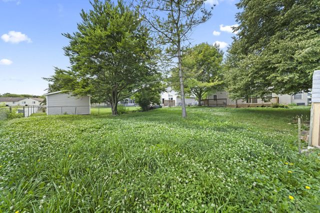 381 Hearthstone Drive, Delaware, OH 43015