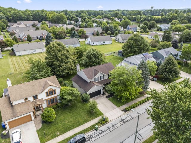 381 Hearthstone Drive, Delaware, OH 43015